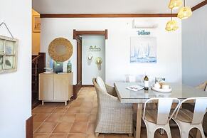 Charming Apartment in Benagil With Pool