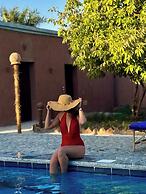 Eljuneina Villas