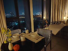 Expressionz KLCC By Laze Home