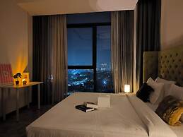 Expressionz KLCC By Laze Home