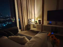 Expressionz KLCC By Laze Home