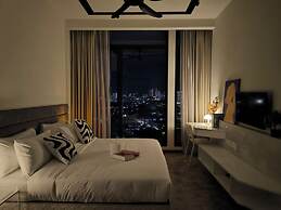 Expressionz KLCC By Laze Home