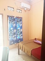 ZELLA KOST & HOMESTAY