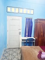 ZELLA KOST & HOMESTAY