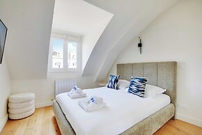 Apt a/c 3br/6p - Saint-lazare/les Champs Elysee