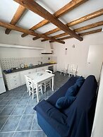 LO NARDO ACCOMMODATION