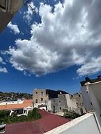LO NARDO ACCOMMODATION