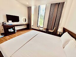 Swiss Hotel Cat Ba