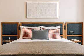 Ando Living - Abrantes 50 House