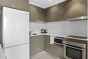 Central Lakeview Apartments