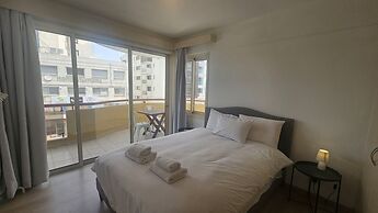 53 NIC - Stay Elion Apartment