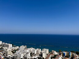 128 LIM - 2106 Stay Only Tower Suite