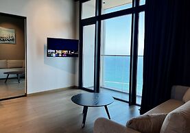 128 LIM - 2106 Stay Only Tower Suite
