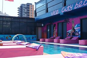 Vice City Beach Resort Otel