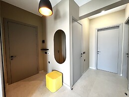 107 LIM - Stay Mouson View Apartment