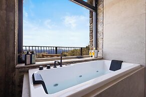 Petres Luxury Villas