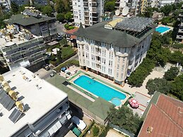 ISABELLA APART HOTEL