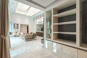 3BR Villa Pool Near Top Beaches V229