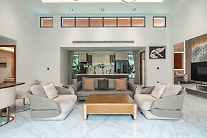 3BR Villa Pool Near Top Beaches V229
