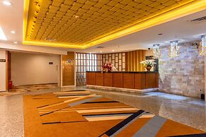 Billions-Earn Hotel