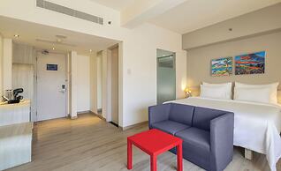 Artotel Harmoni Jakarta