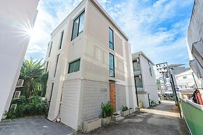 4BR Poolside 500m from Kata Beach V220