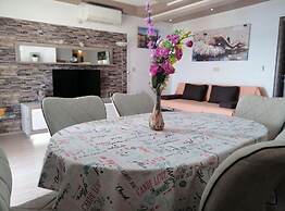 Apartment Libe With Sea View Trogir