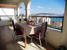 Apartment Libe With Sea View Trogir