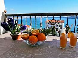 Apartment Libe With Sea View Trogir