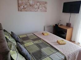 Apartment Libe With Sea View Trogir