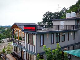 The Lakemont Villa