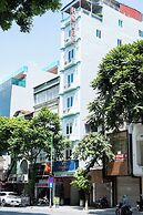 Bay Luxury Chariot Hotel