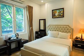 Bay Luxury Chariot Hotel