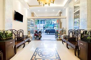 Bay Luxury Chariot Hotel
