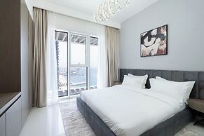 KeyRock - Grand Bleu Apt with Palm View