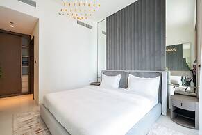KeyRock - Grand Bleu Apt with Palm View