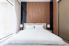 KeyRock - Sea View Stay with Pool Access