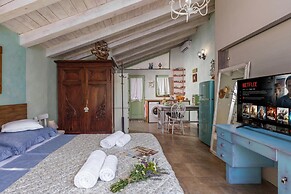 Tiny House With Private Pool Kostrena