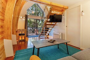 Onetangi Forrest Chalet