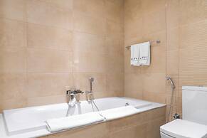 Cozy Chic 2BR - Pool Gym Access - JVC