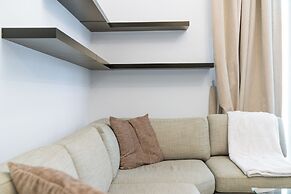 Cozy Chic 2BR - Pool Gym Access - JVC