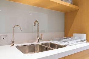 Cozy Chic 2BR - Pool Gym Access - JVC