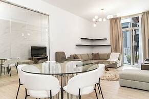 Cozy Chic 2BR - Pool Gym Access - JVC