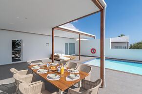 Ereza Hoopoe Villas