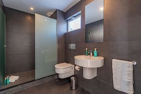 Ereza Hoopoe Villas