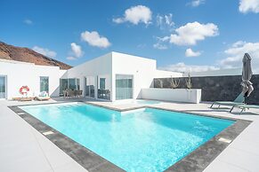Ereza Hoopoe Villas