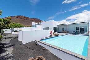 Ereza Hoopoe Villas