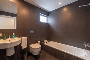 Ereza Hoopoe Villas