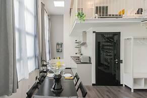 Architect's Loft by Rent all Como