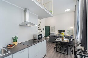 Architect's Loft by Rent all Como